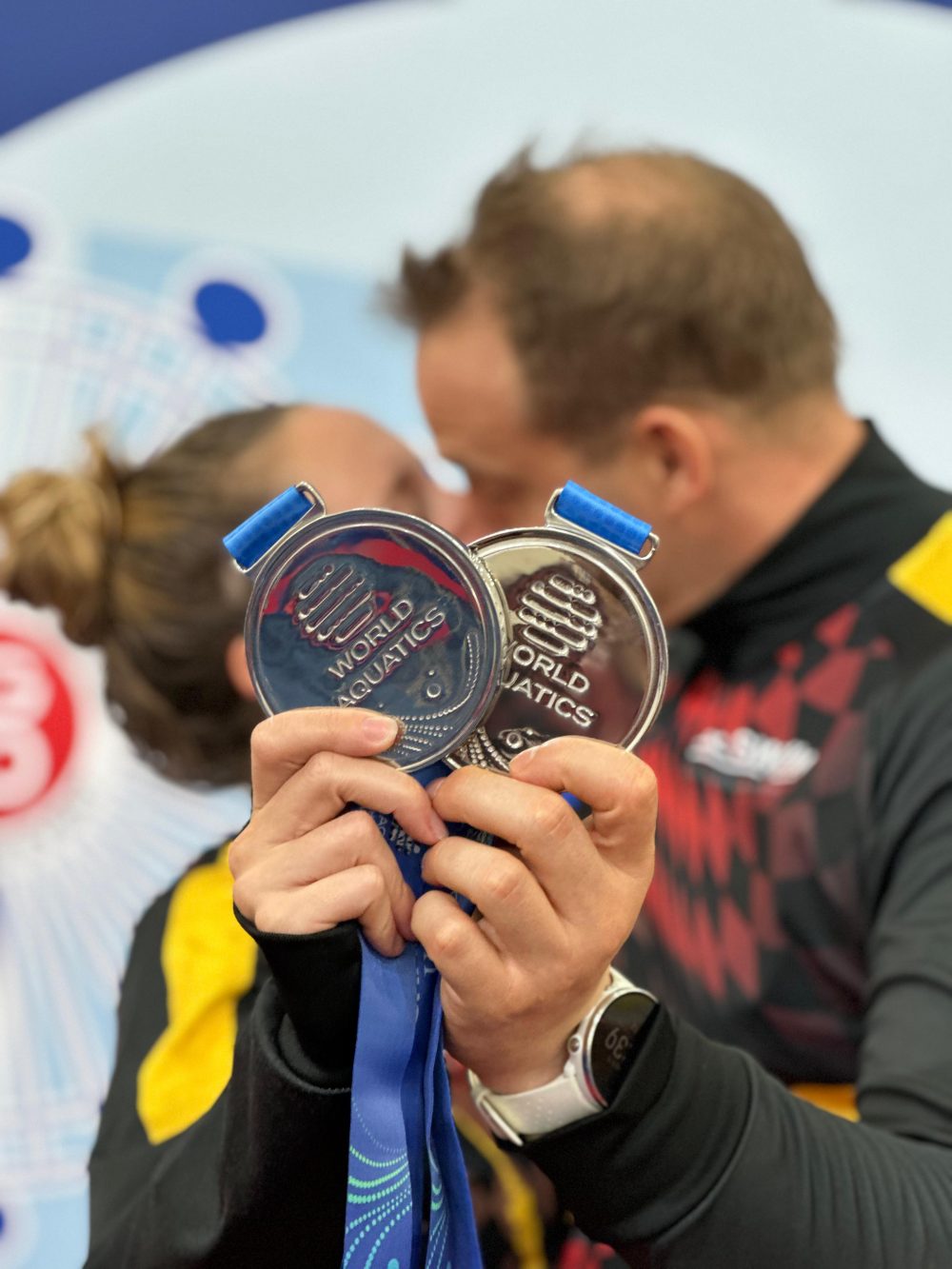Veronika Ehrenbauer mit ihrem Verlobten Robin Backhaus (Weltmeister und deutscher Rekordhalter über 200mLagen, AK35) (Foto von Karin Bartel)